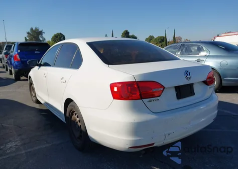 2013 Volkswagen Jetta 2.5L Se z USA, uszkodzony, nr VIN 3VWDP7AJ0DM394077